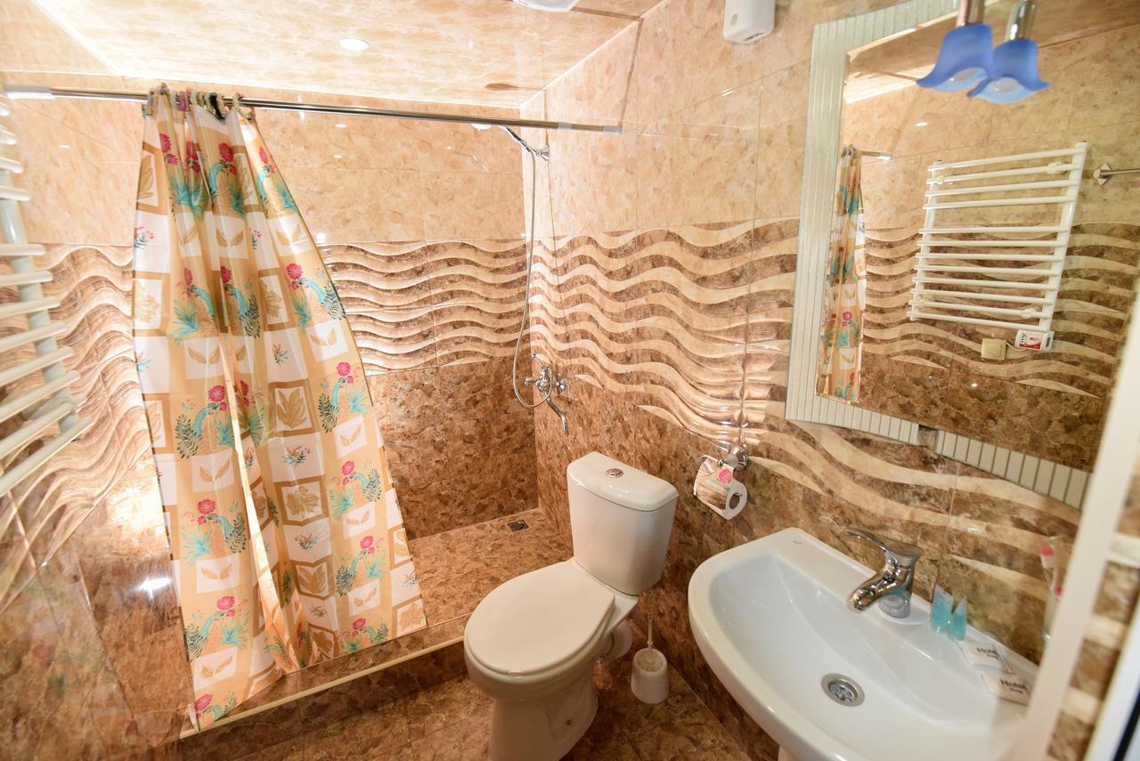 Gayane Hotel Alaverdi Luaran gambar